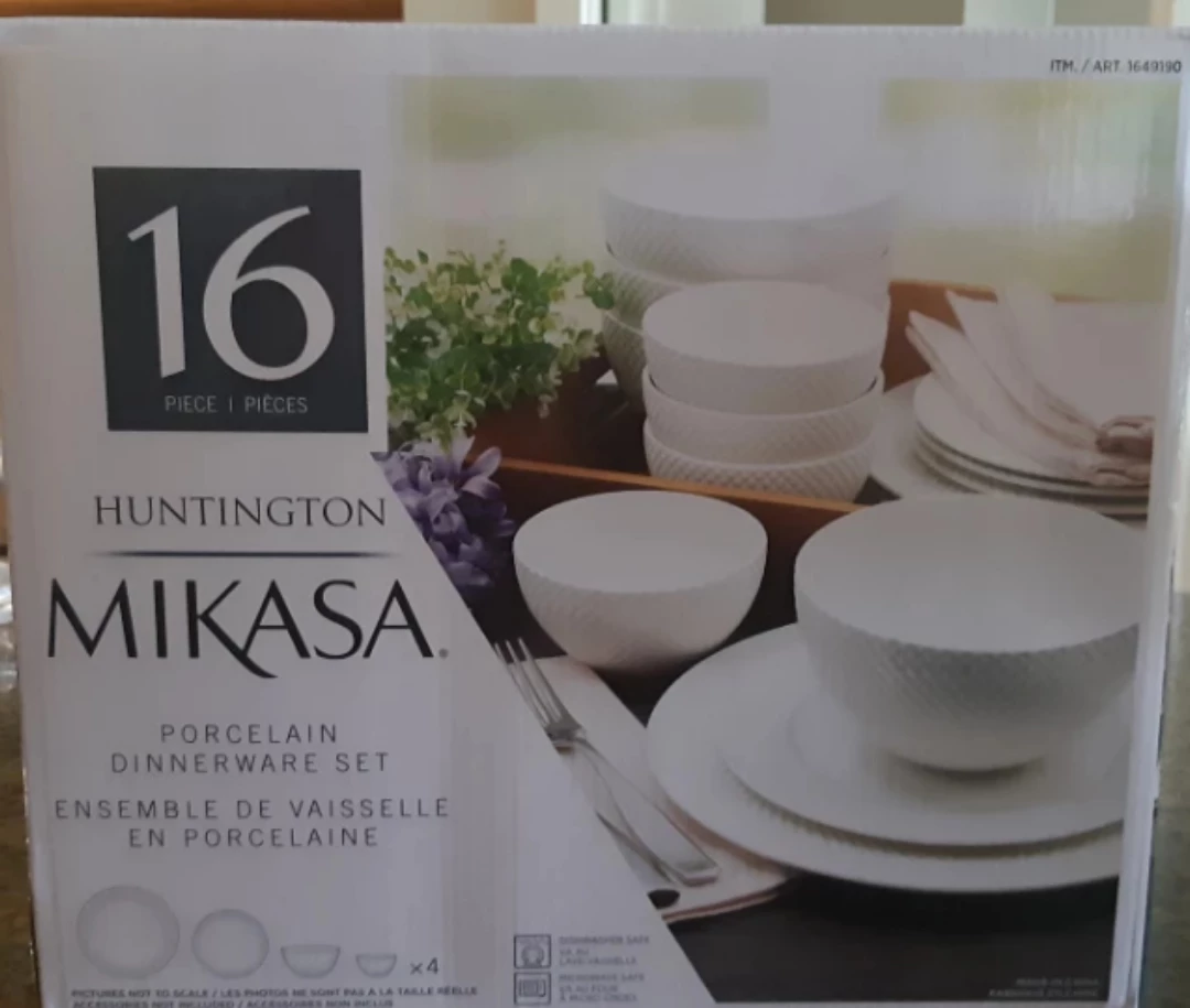 porcelain dinnerware set