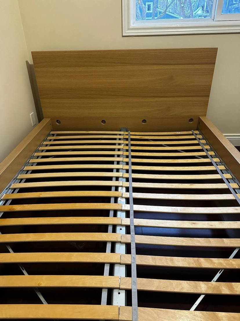 IKEA Malm bed frame, queen size really great condition - photo 3