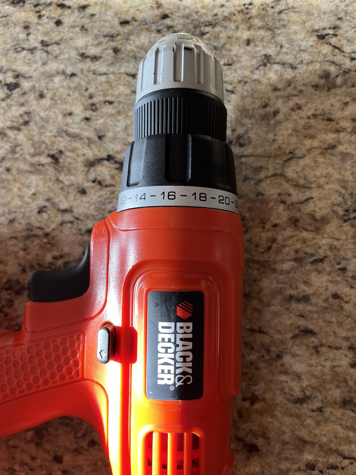 18V Black&Decker drill cordless image indicator(6)