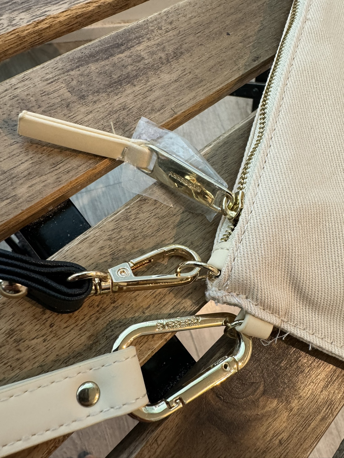 Authentic Burberry Pouch Converted into Shoulder Bag image indicator(6)