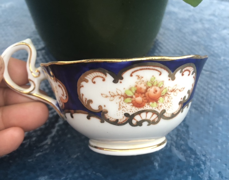 Antique Royal Albert Teacup RARE image indicator(2)