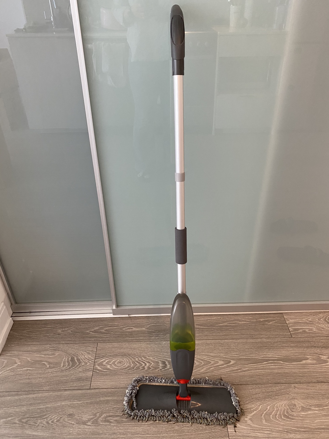 Spray Mop with two new attachments - photo 2