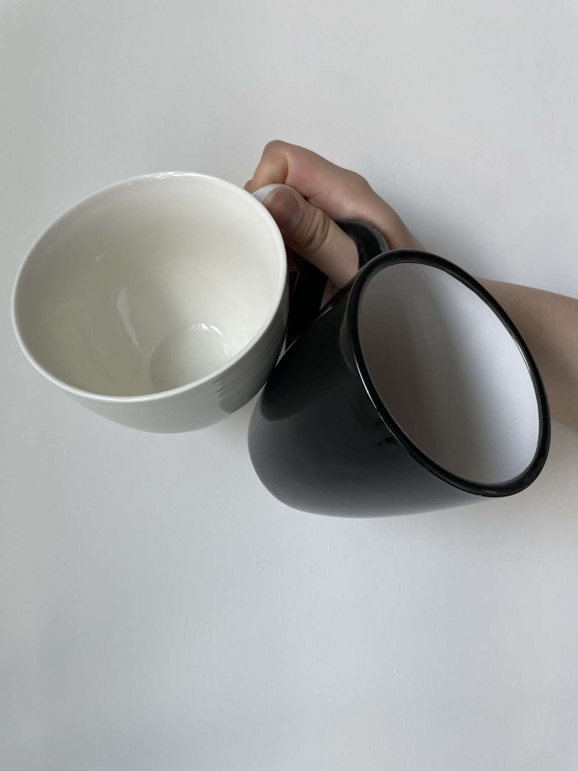 4 Mismatched mugs - photo 2