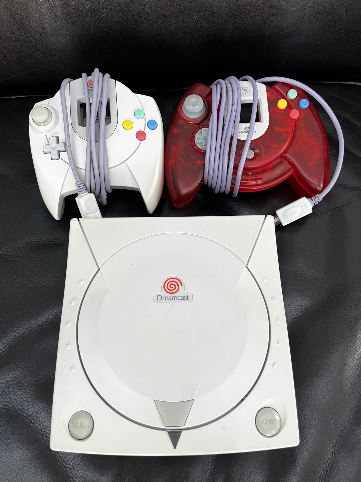 Sega Dreamcast + 15 games & 2 controllers thumbnail