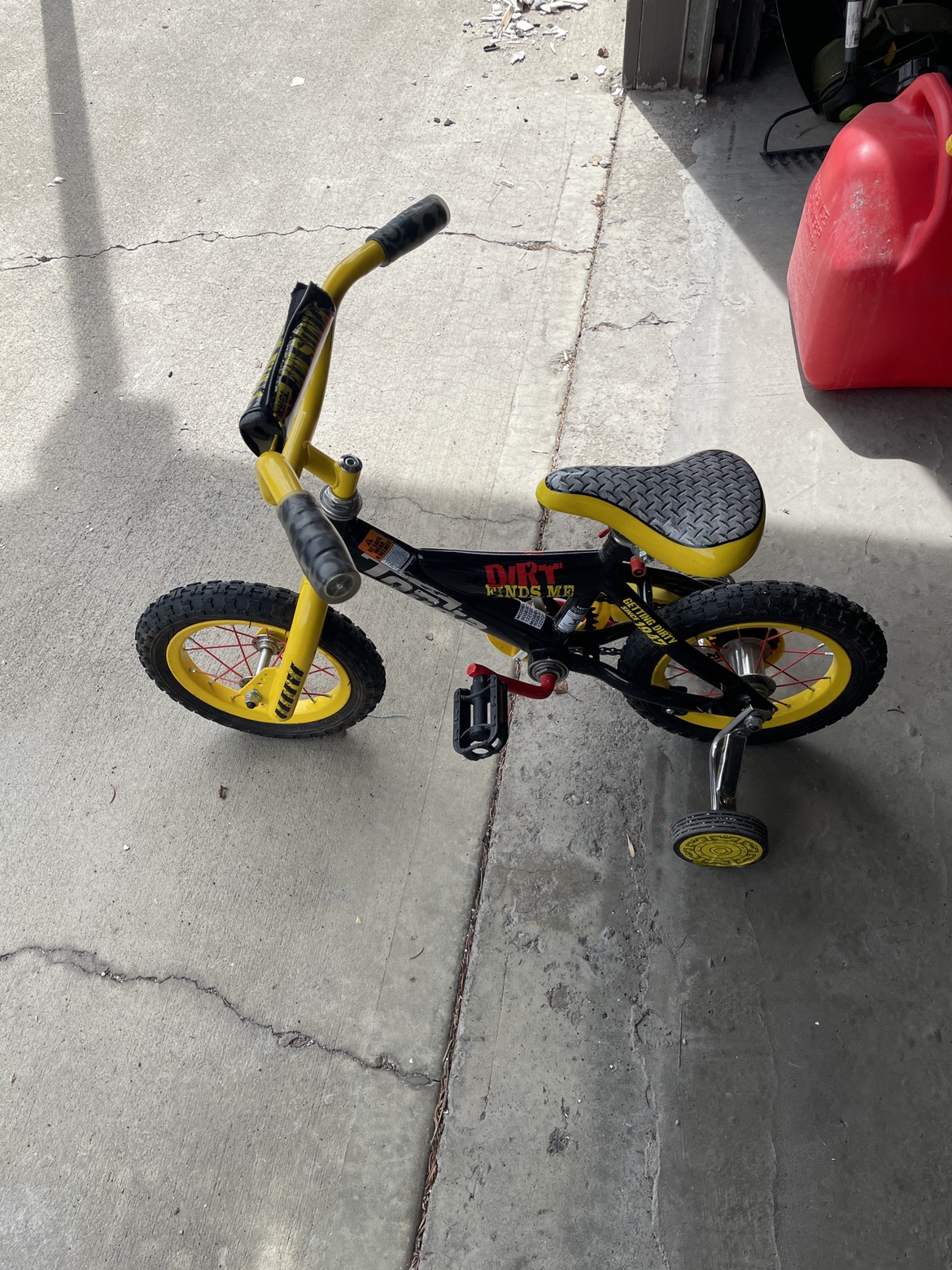 Like new kids bike