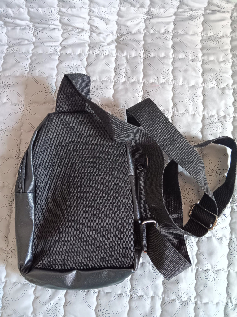 New Sling Black Crossbody Bag Unisex image indicator(2)