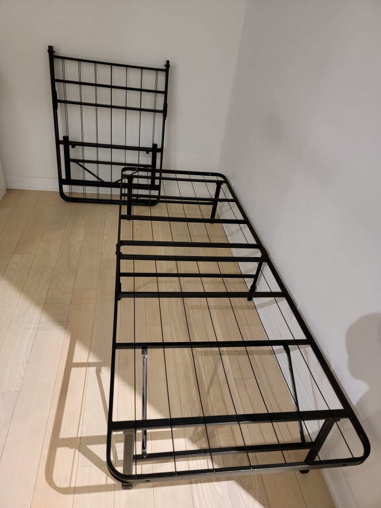 Queen Metal Bed Frame - photo 3