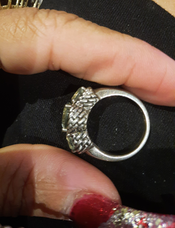 T&C Authentic TOWN & COUNTRY Prasiolite ring 7 image indicator(3)