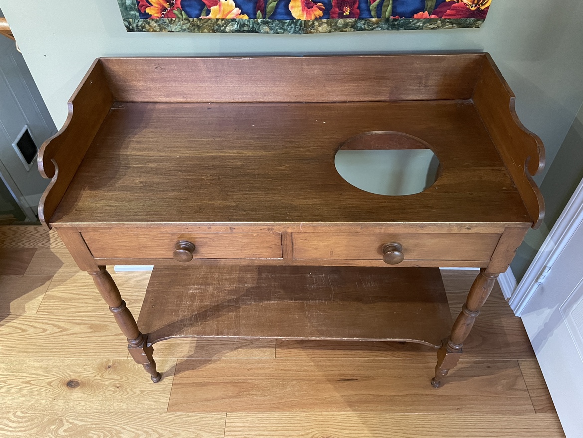 Antique Wash Table image indicator(2)