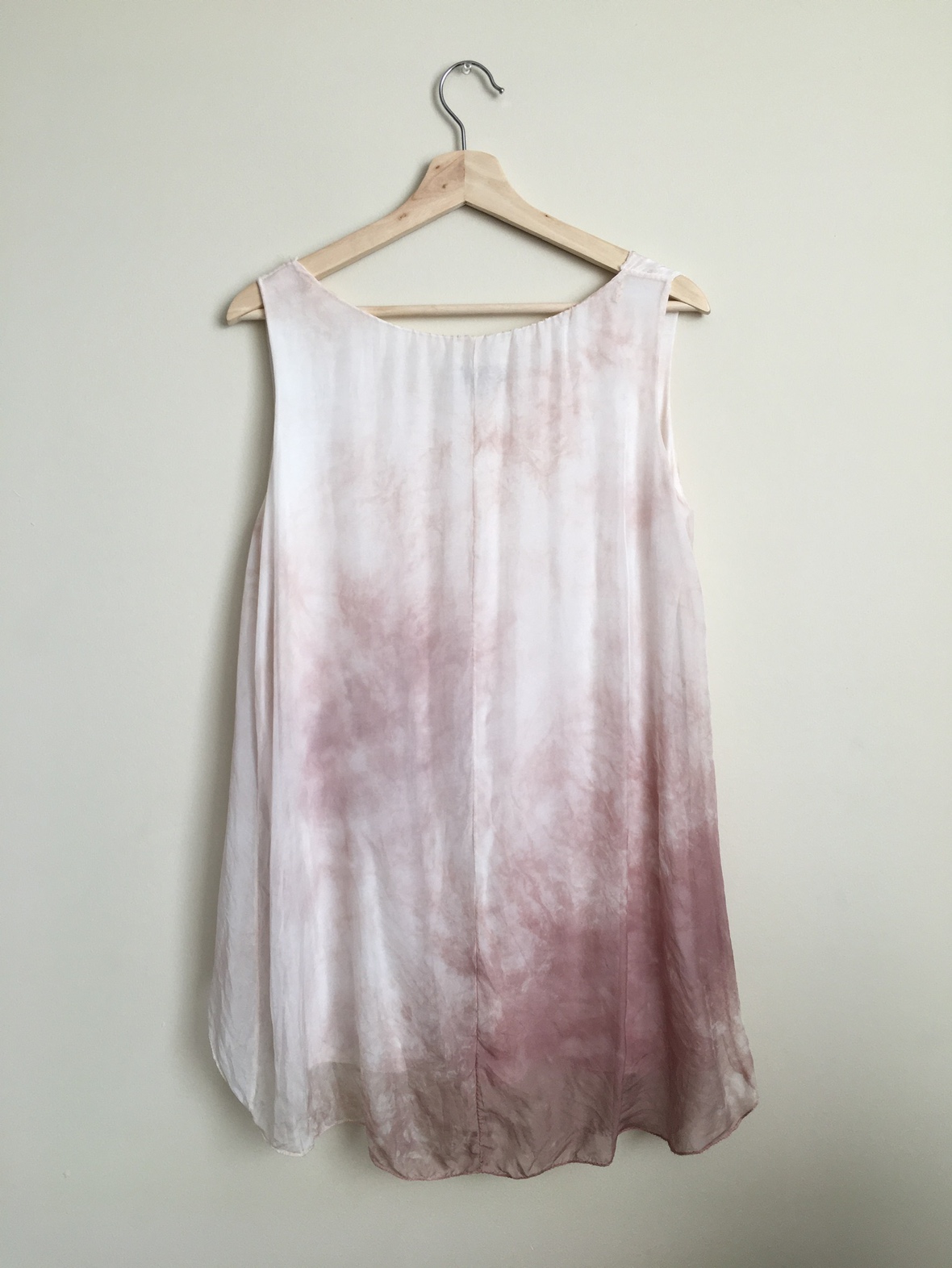 Silk layered sleeveless blouse • size S • Amanti • made in Italy image indicator(6)