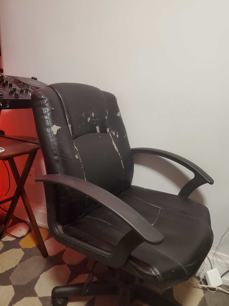 Rolling Chair thumbnail