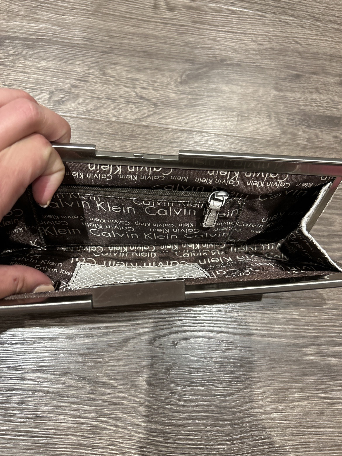 Calvin Klein Iridescent Clutch - photo 3
