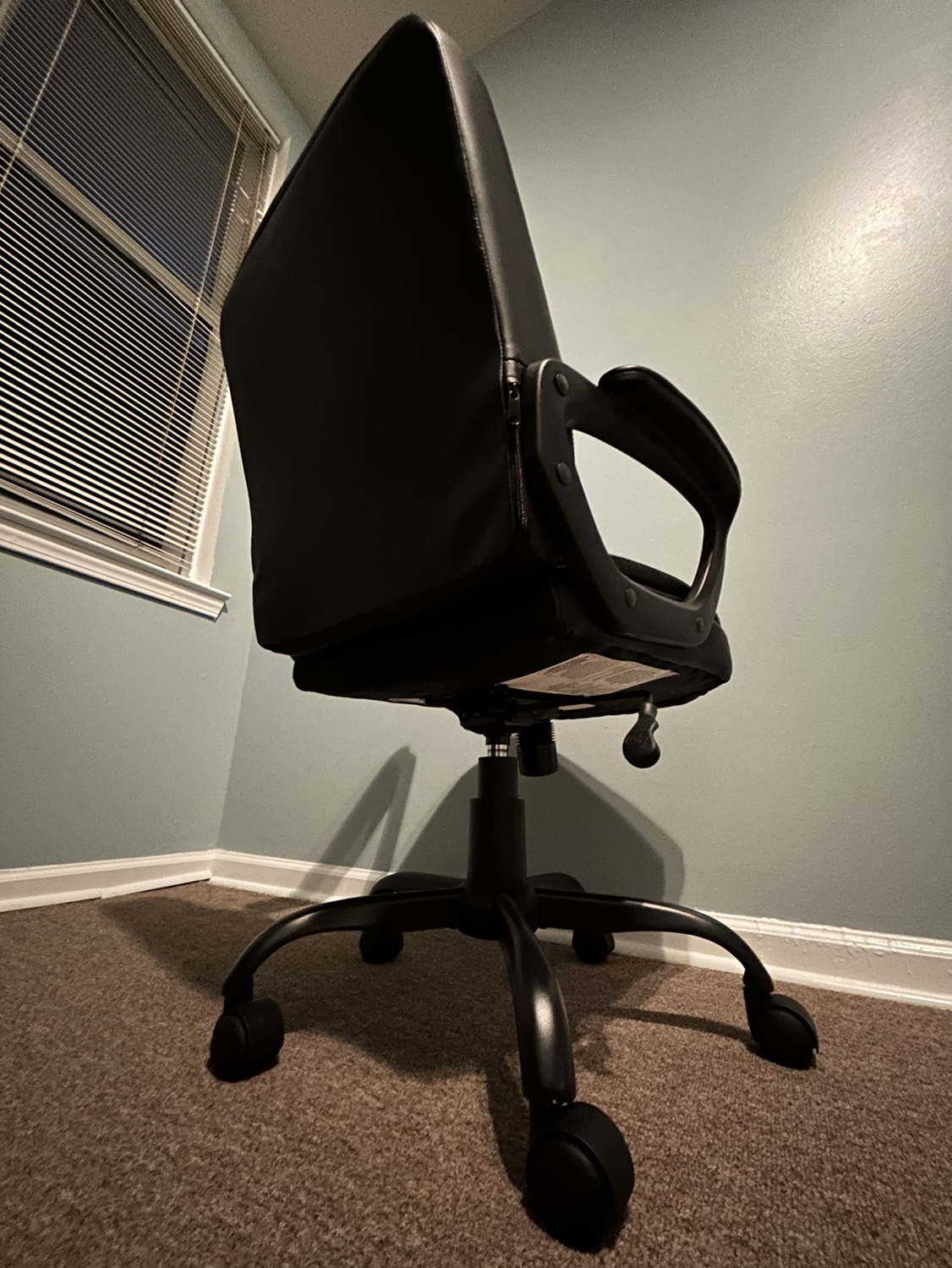 Black leather office chair - photo 2