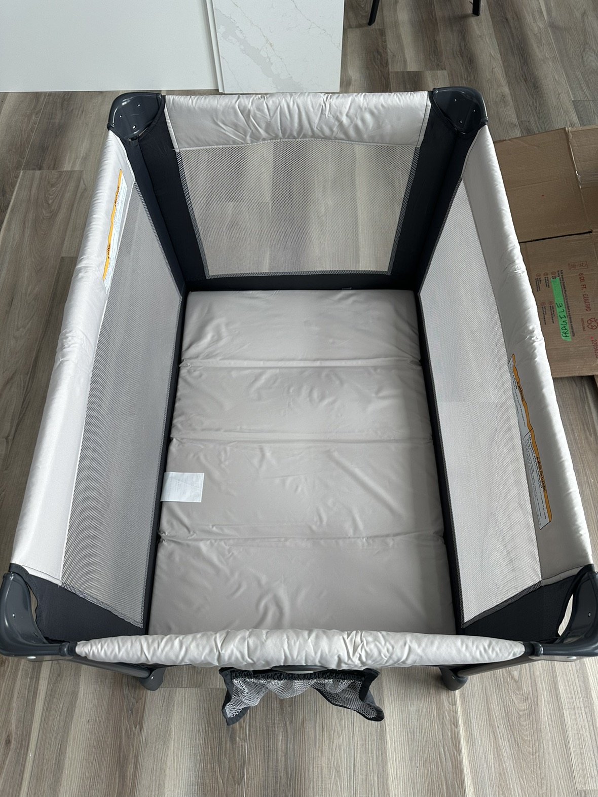 Graco Play Pen BRAND NEW
