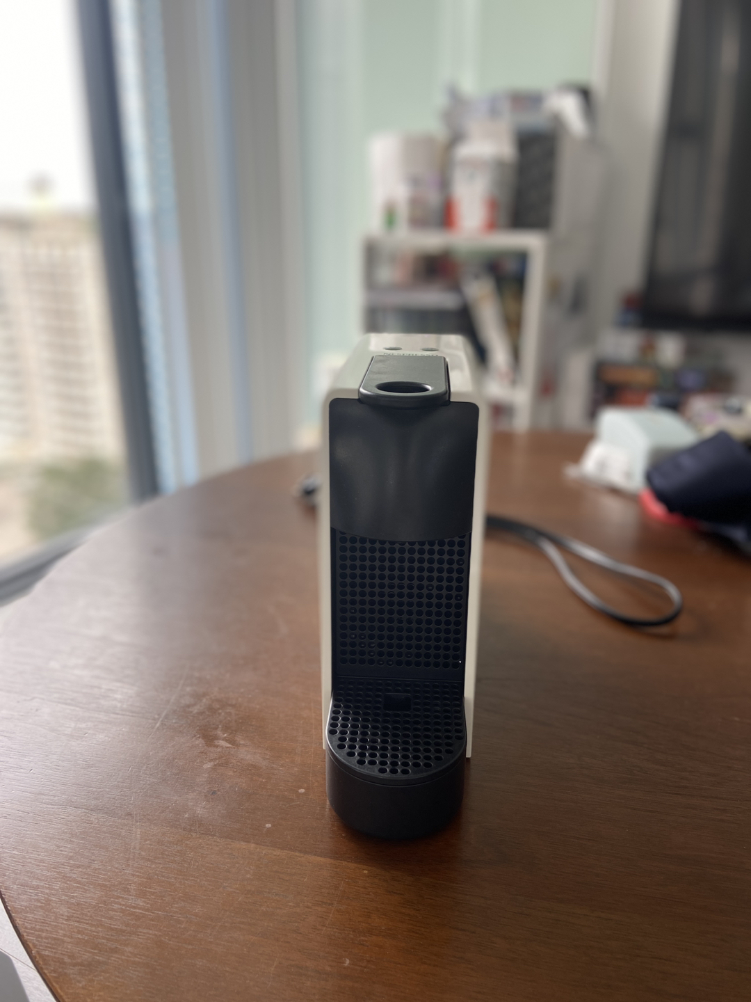 Nespresso Essenza Mini + FREE gifts image indicator(3)