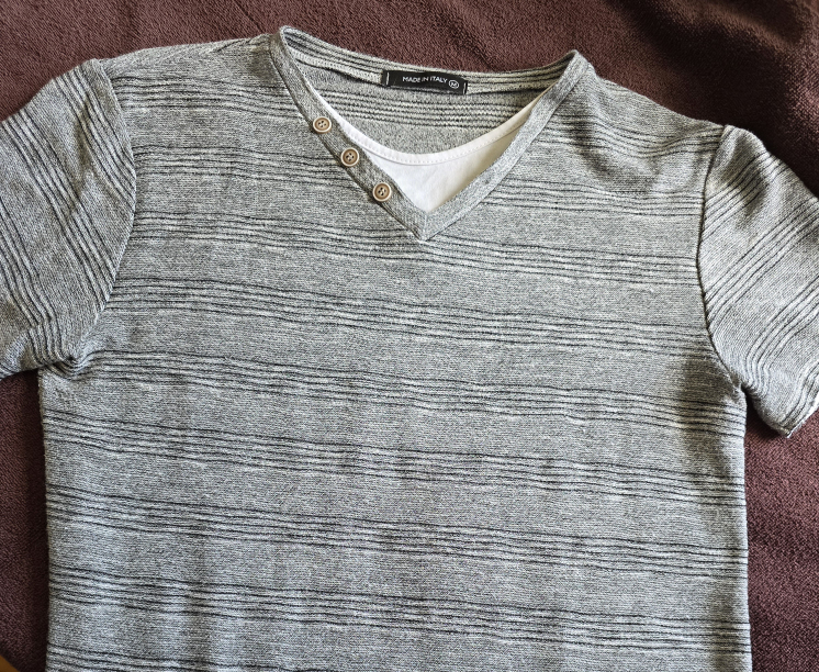 Men's T-Shirt sz M, Italy image indicator(2)