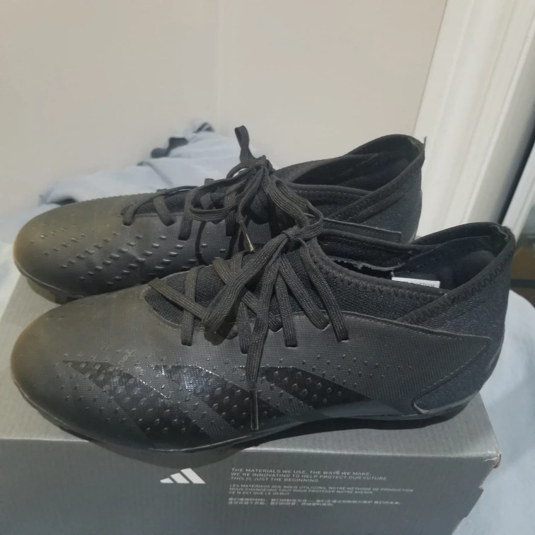 Adidas soccer cleats size 4, 5 &1/2 - photo 4
