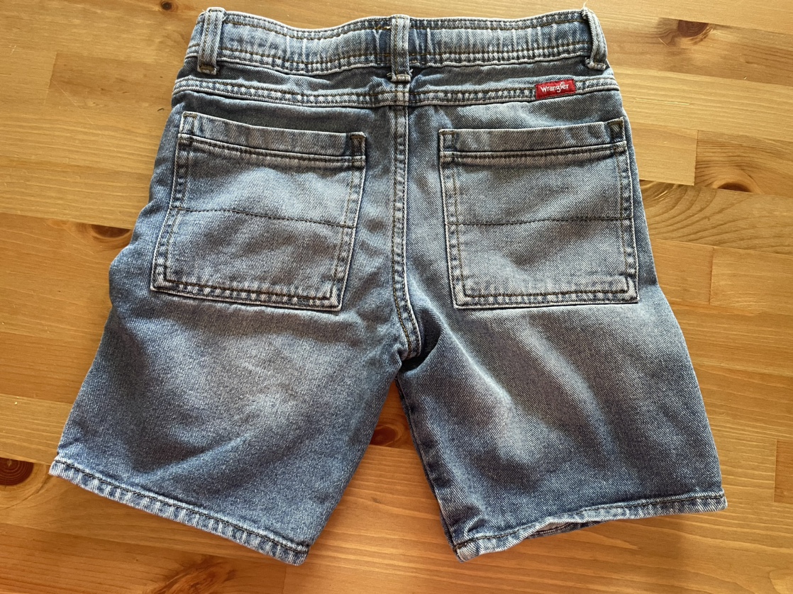 Wrangler Jean shorts. Size 6 - photo 3