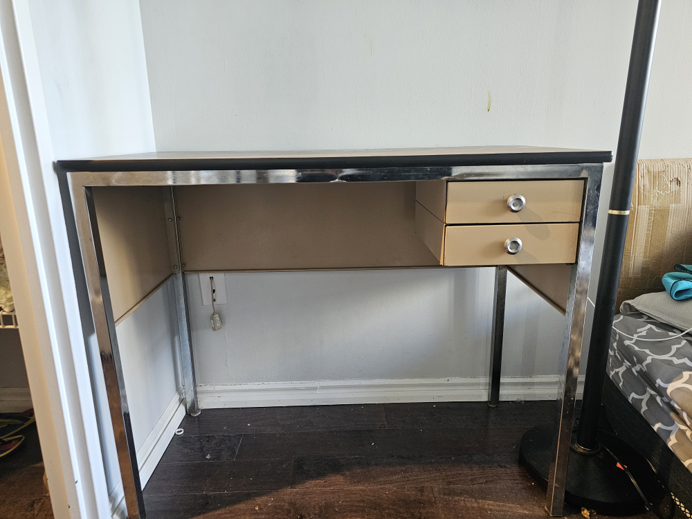 office/Study table - photo 2