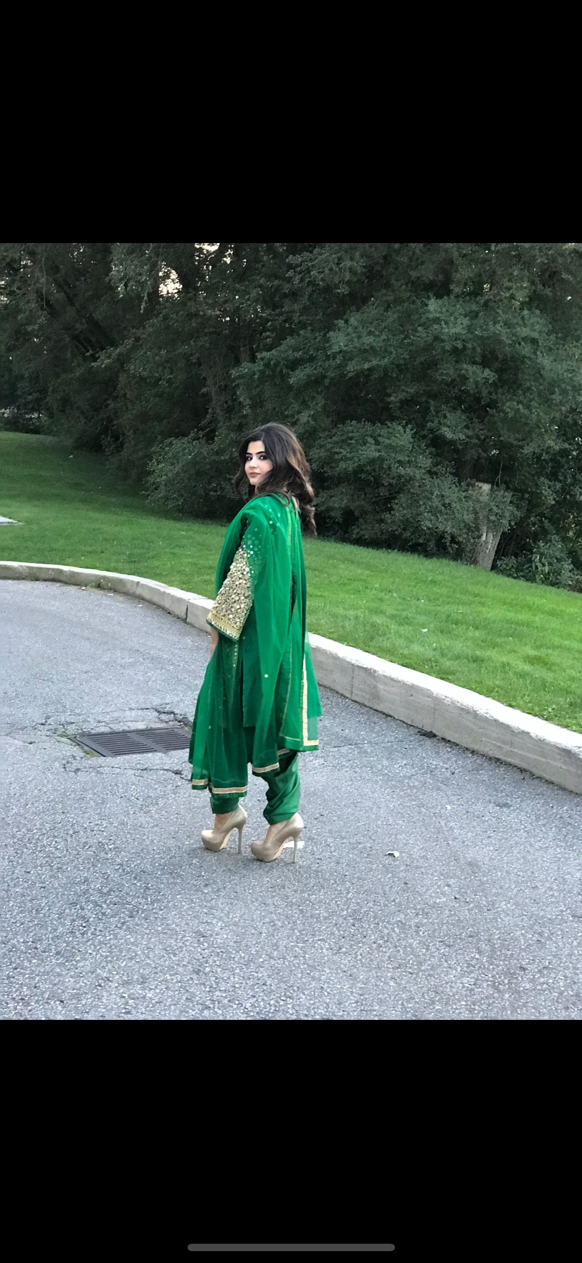 Cultural attire - photo 2