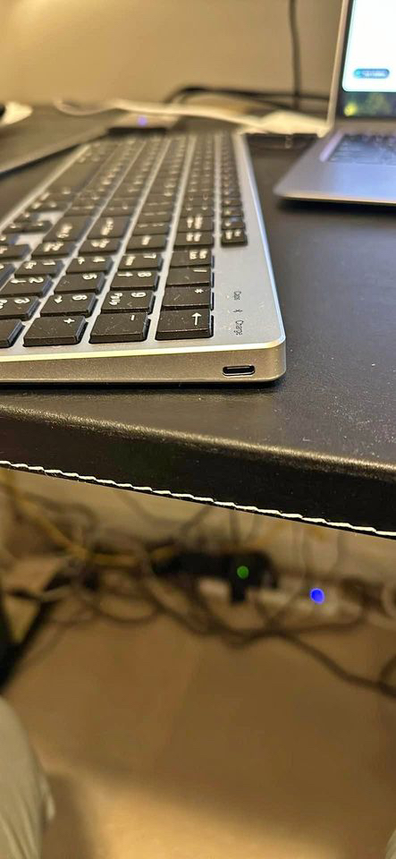 Bluetooth Keyboard for Mac - photo 2