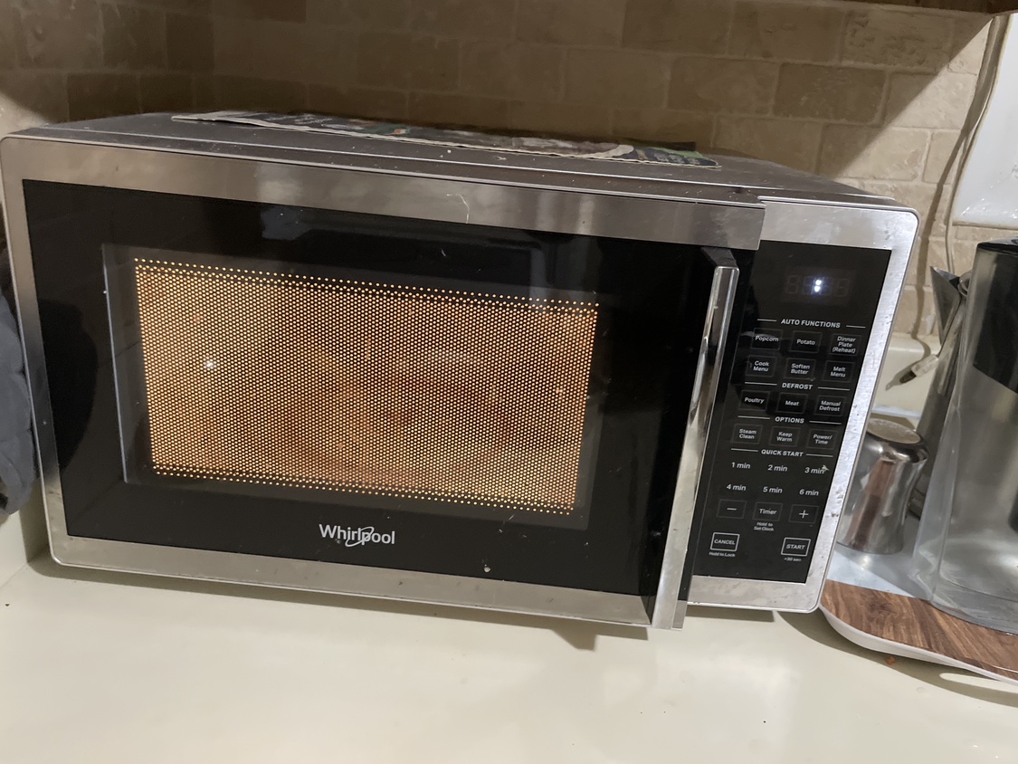 MICROWAVE WHIRLPOOL