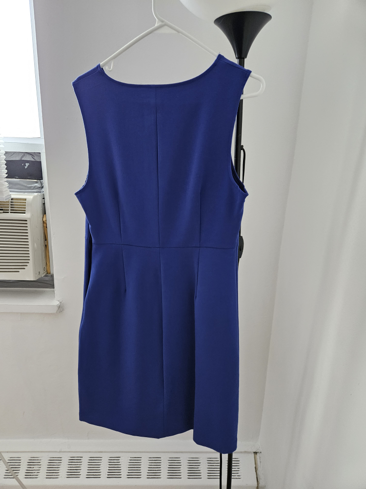 short dress thumbnail