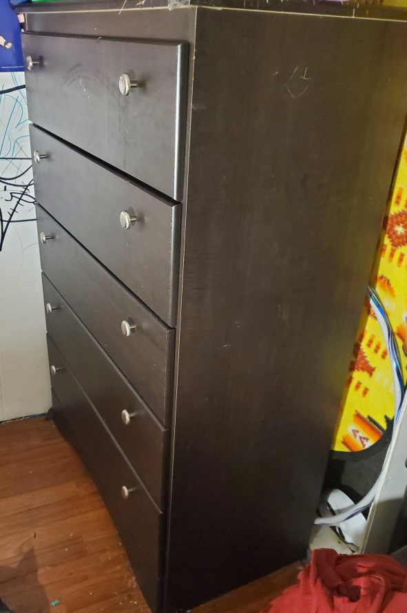 dresser