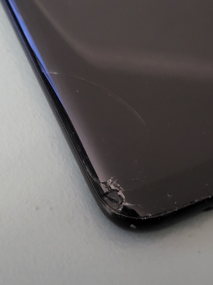 Samsung S8 (Read description) - photo 3
