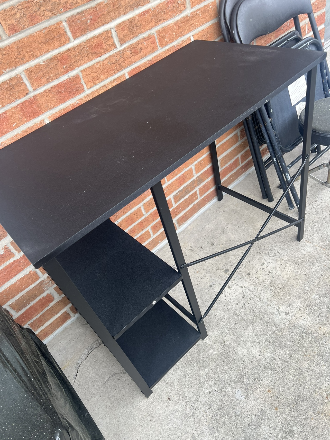 Computer desk