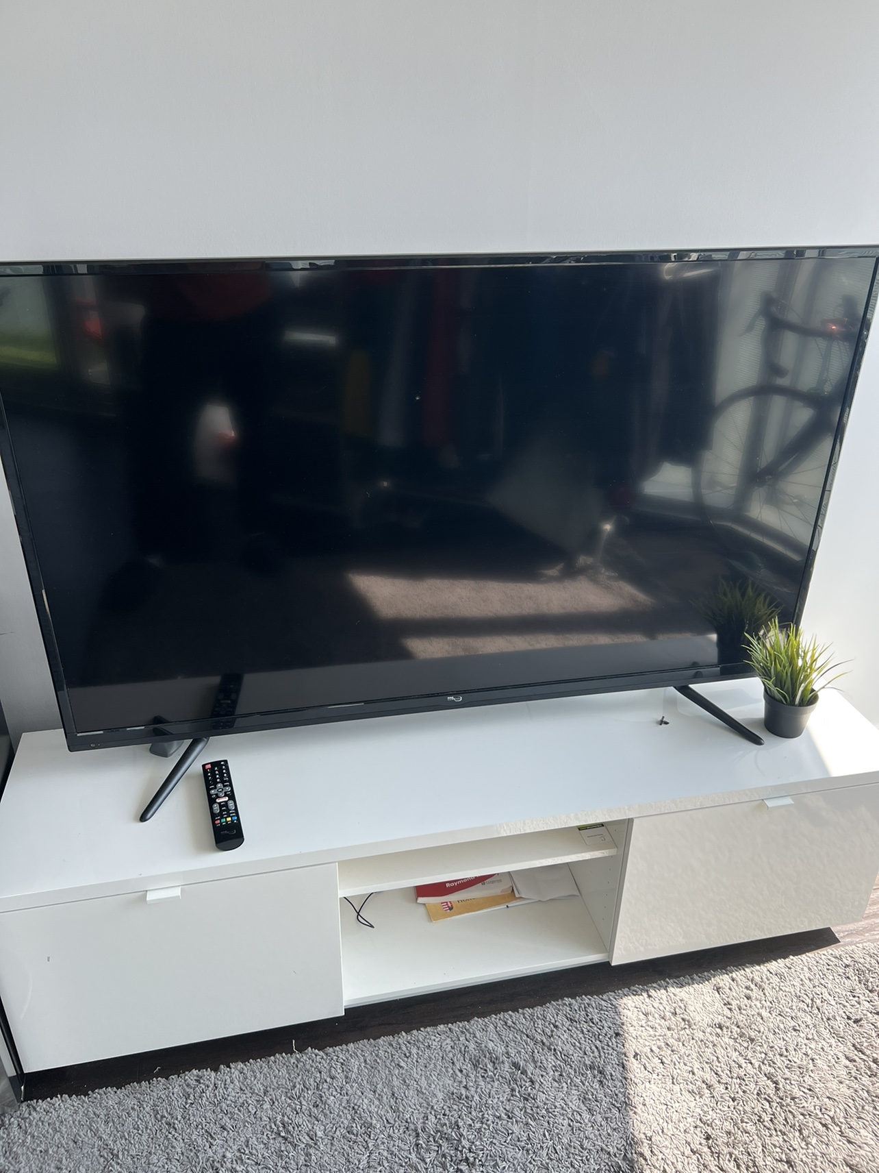 TV RCA 60” SMART 4K UHD - photo 2