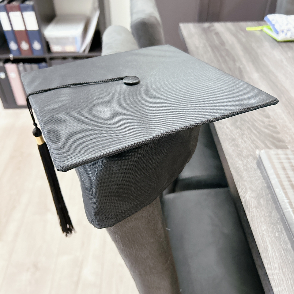 UBC Graduation cap - get ready for grad! - photo 3