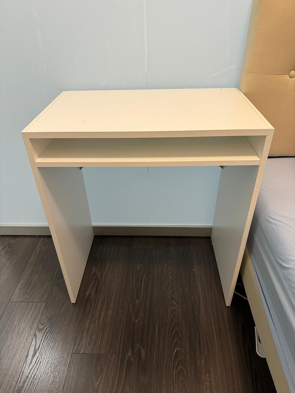 IKEA WHITE DESK