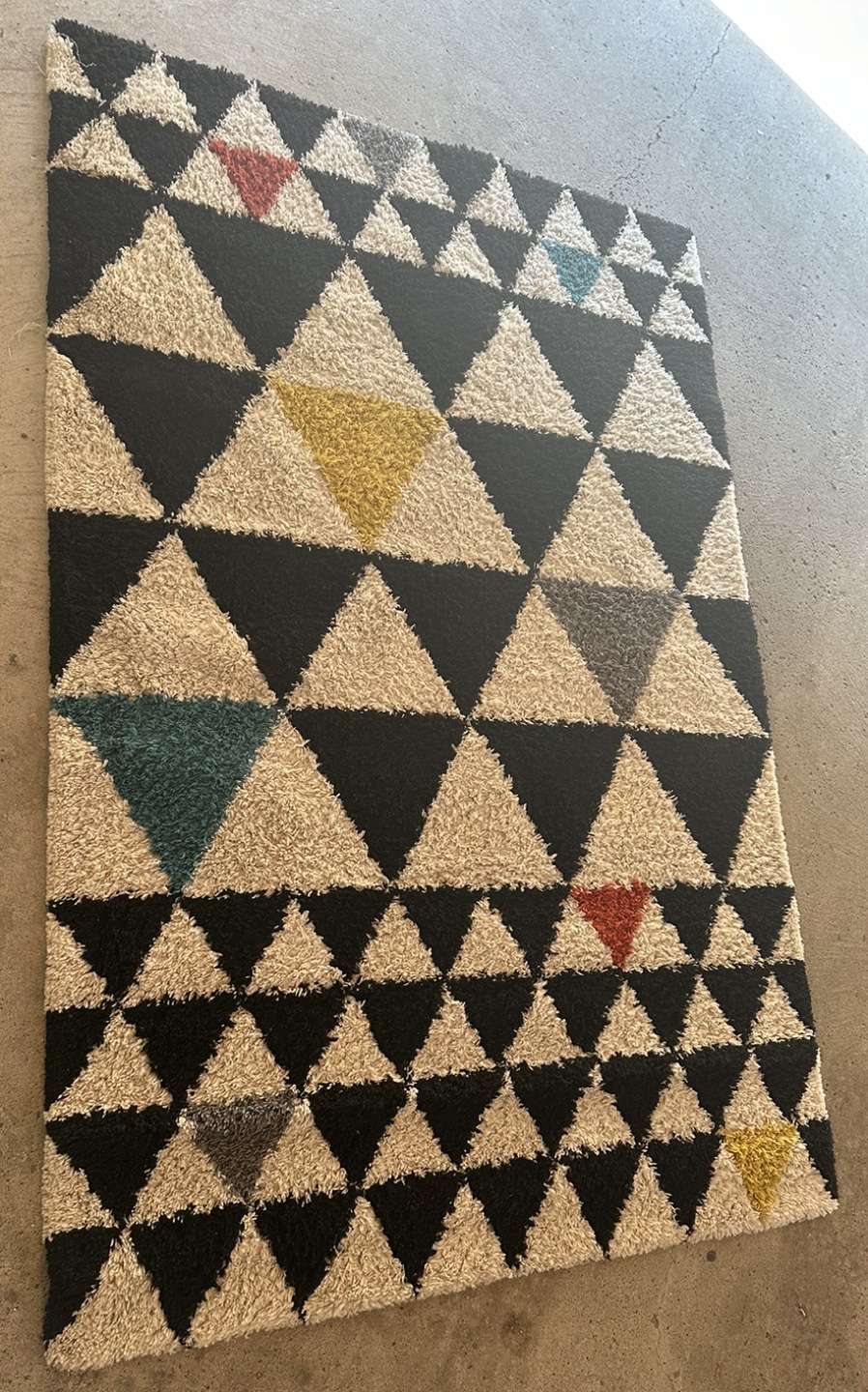 Bunderberg Rubix Triangle Soft Touch Black Area Rug - photo 2