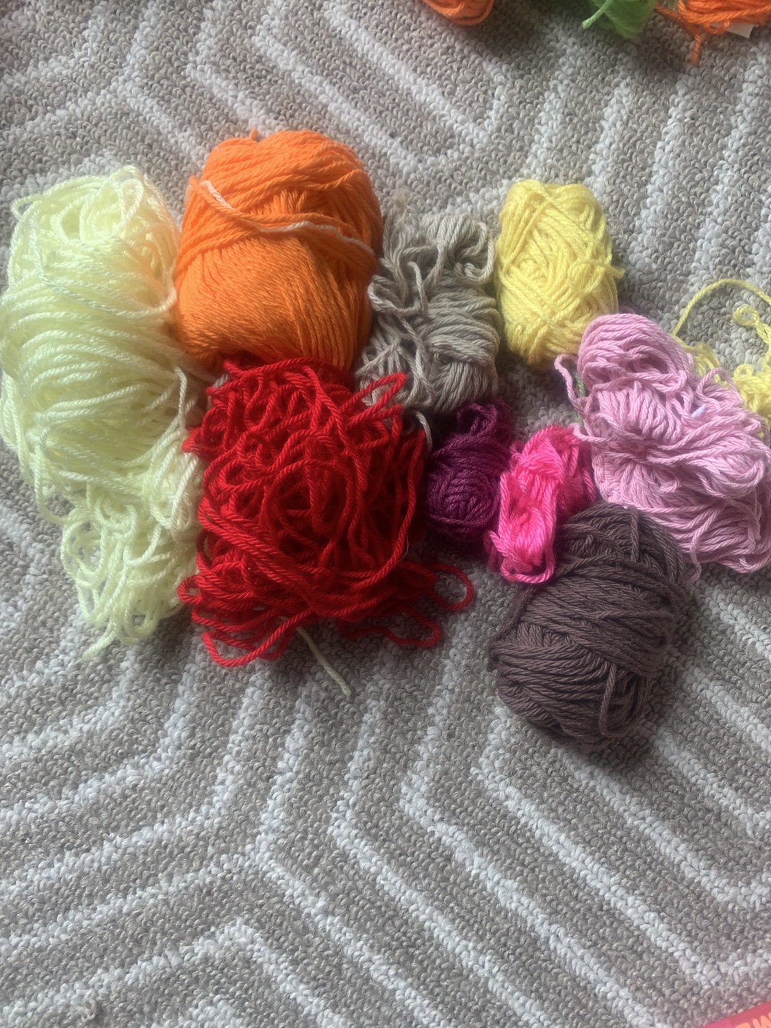 More yarn thumbnail