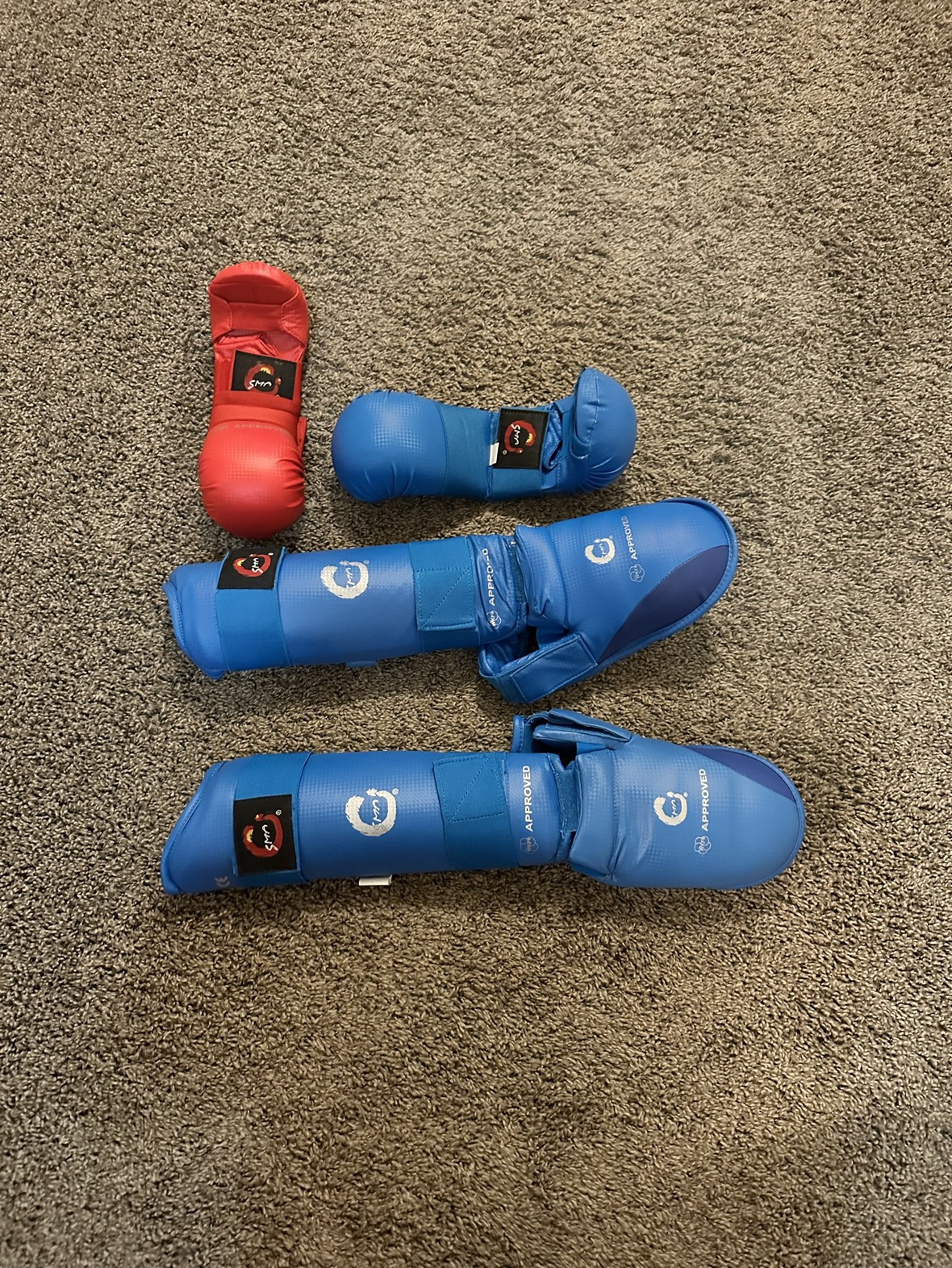 Kids Sparring gear thumbnail