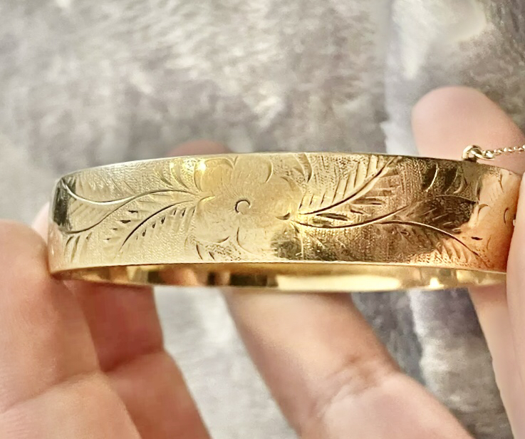9k GOLD VINTAGE 12mm BANGLE WITH REINFORCED CORE 33g thumbnail
