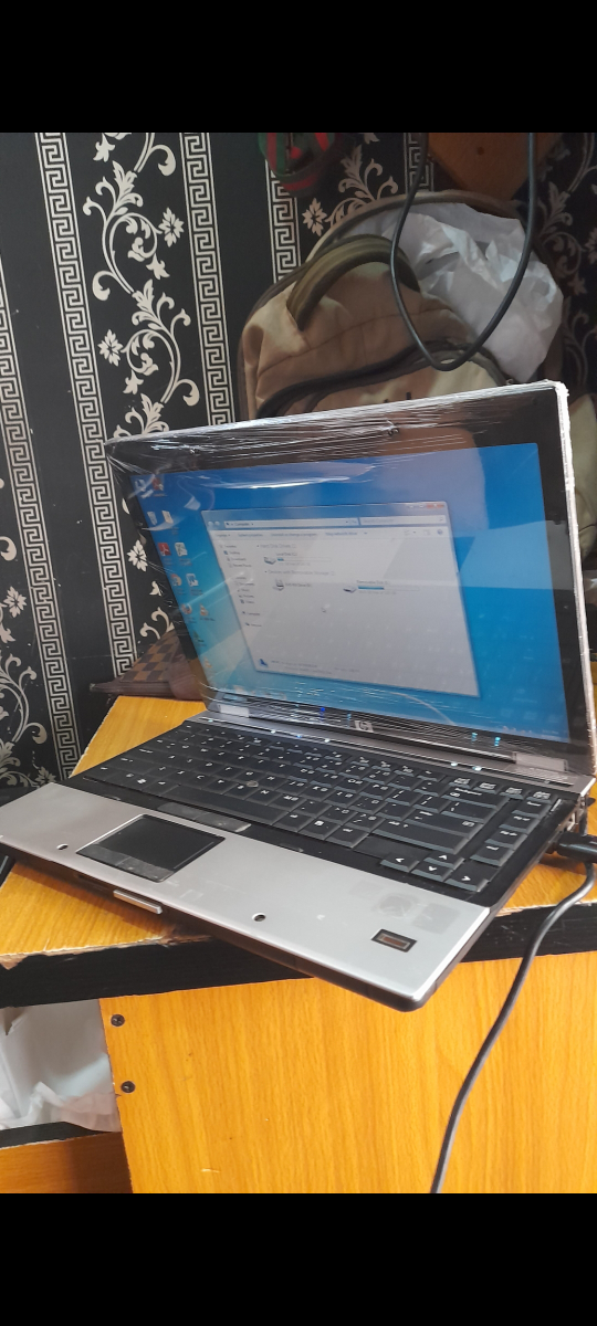 Hp laptop - photo 2