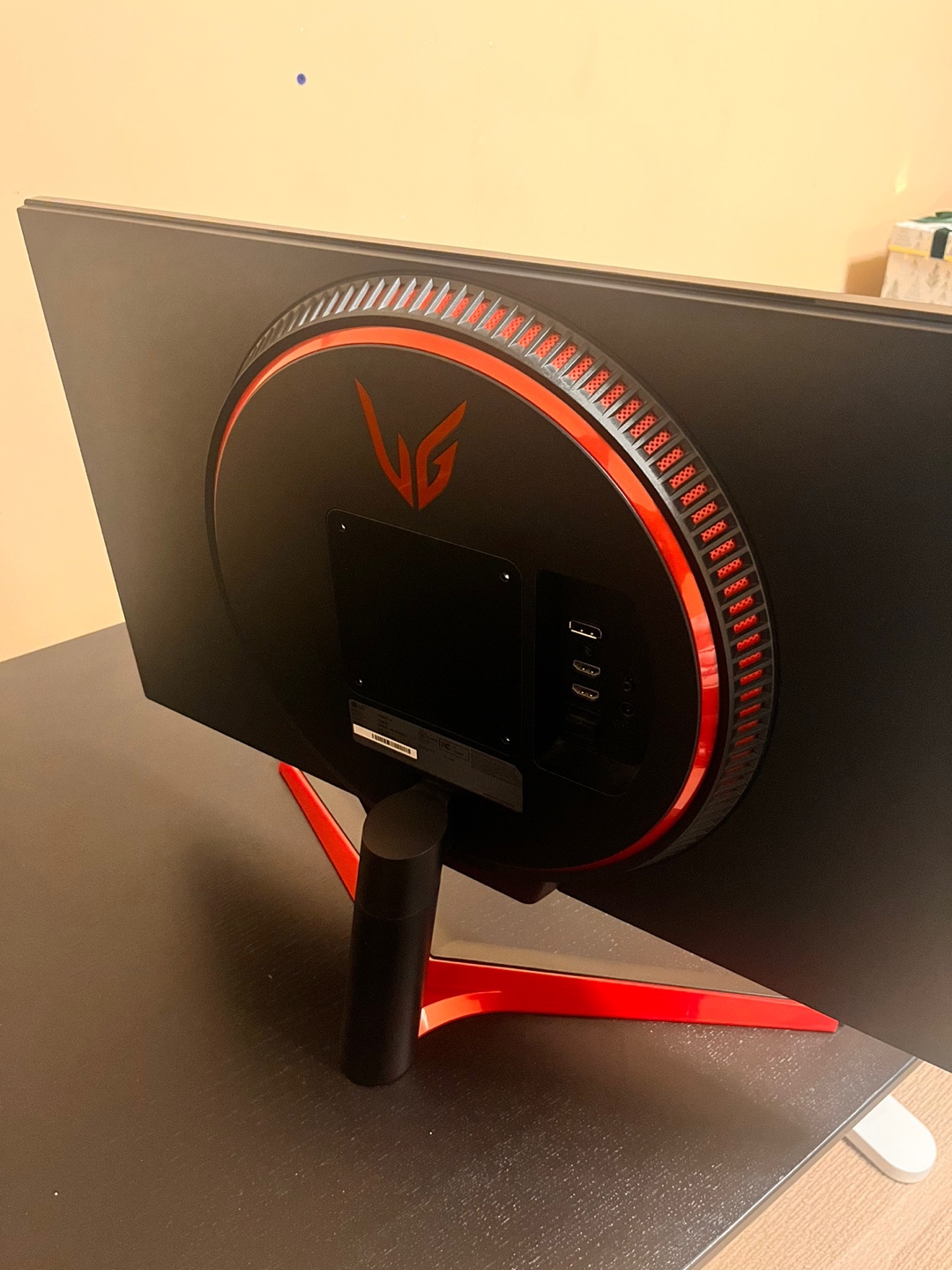 LG gaming monitor 27GN600 144HZ - photo 2