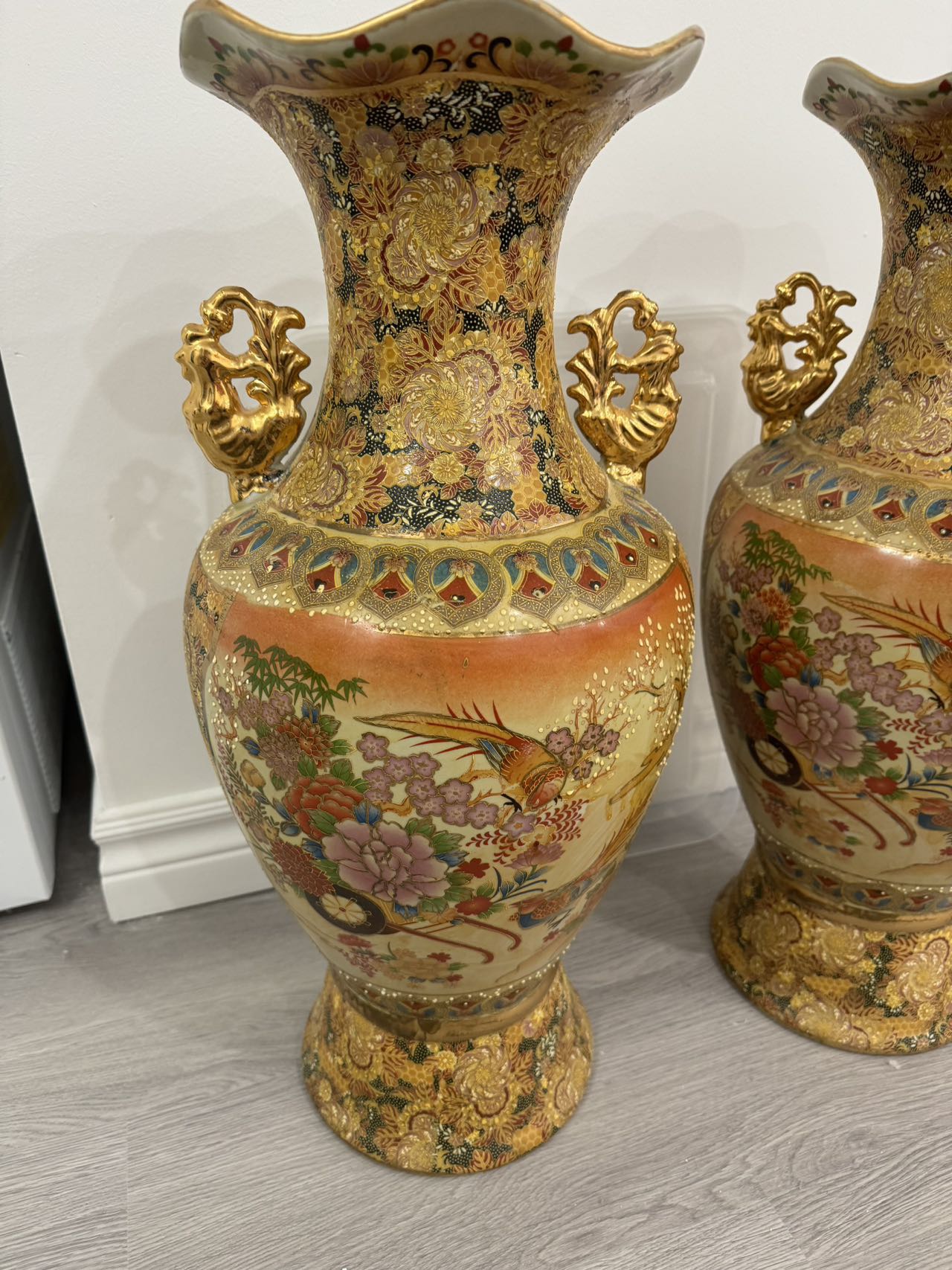 2 Large Decorative vases - photo 5