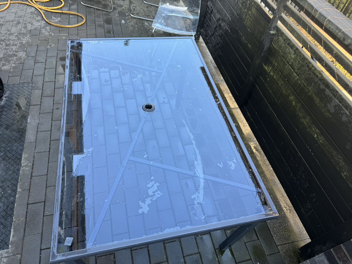 patio table - photo 2