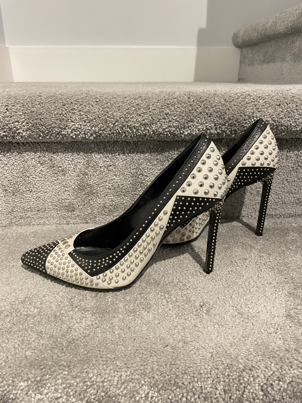 YSL Studs heels - photo 2