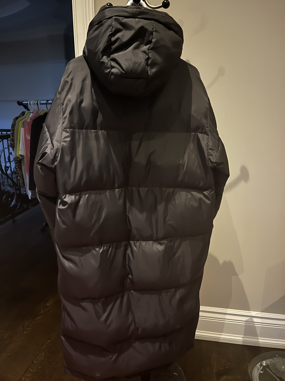 Men's long hooded padded jacket - photo 2
