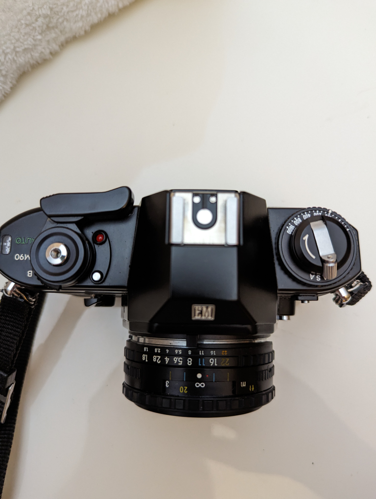 The Nikon EM SLR  35 mm film (SLR) image indicator(3)