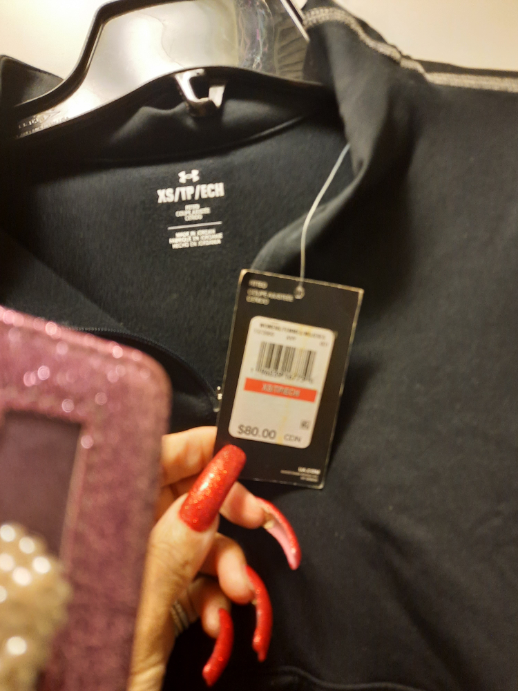 obo NWT WOMEN'S GENUINE AUTHENTIC UNDER ARMOUR BLACK JACKET image indicator(2)