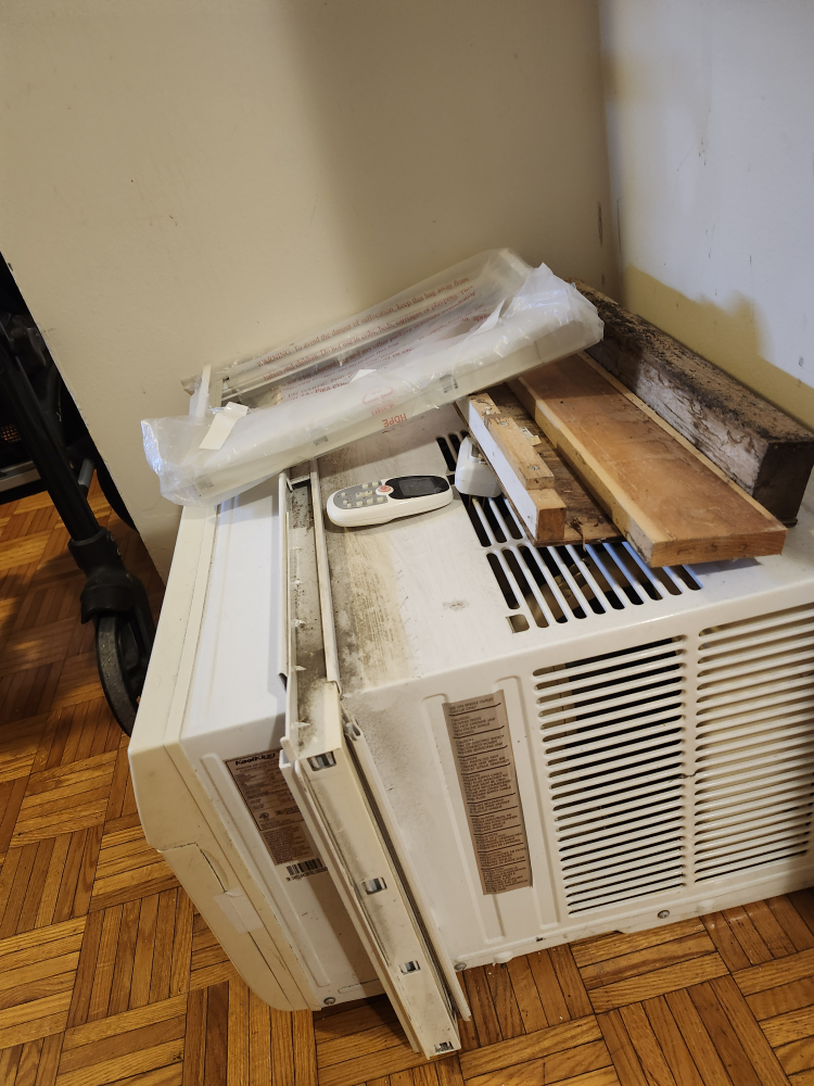 Danby 9009 but air conditioner - photo 2