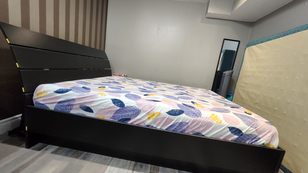 Bed and mattress - photo 5