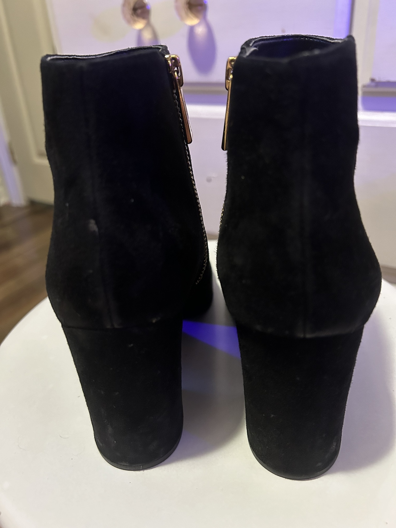 Michael Kors women’s Elaine suede boots - photo 5