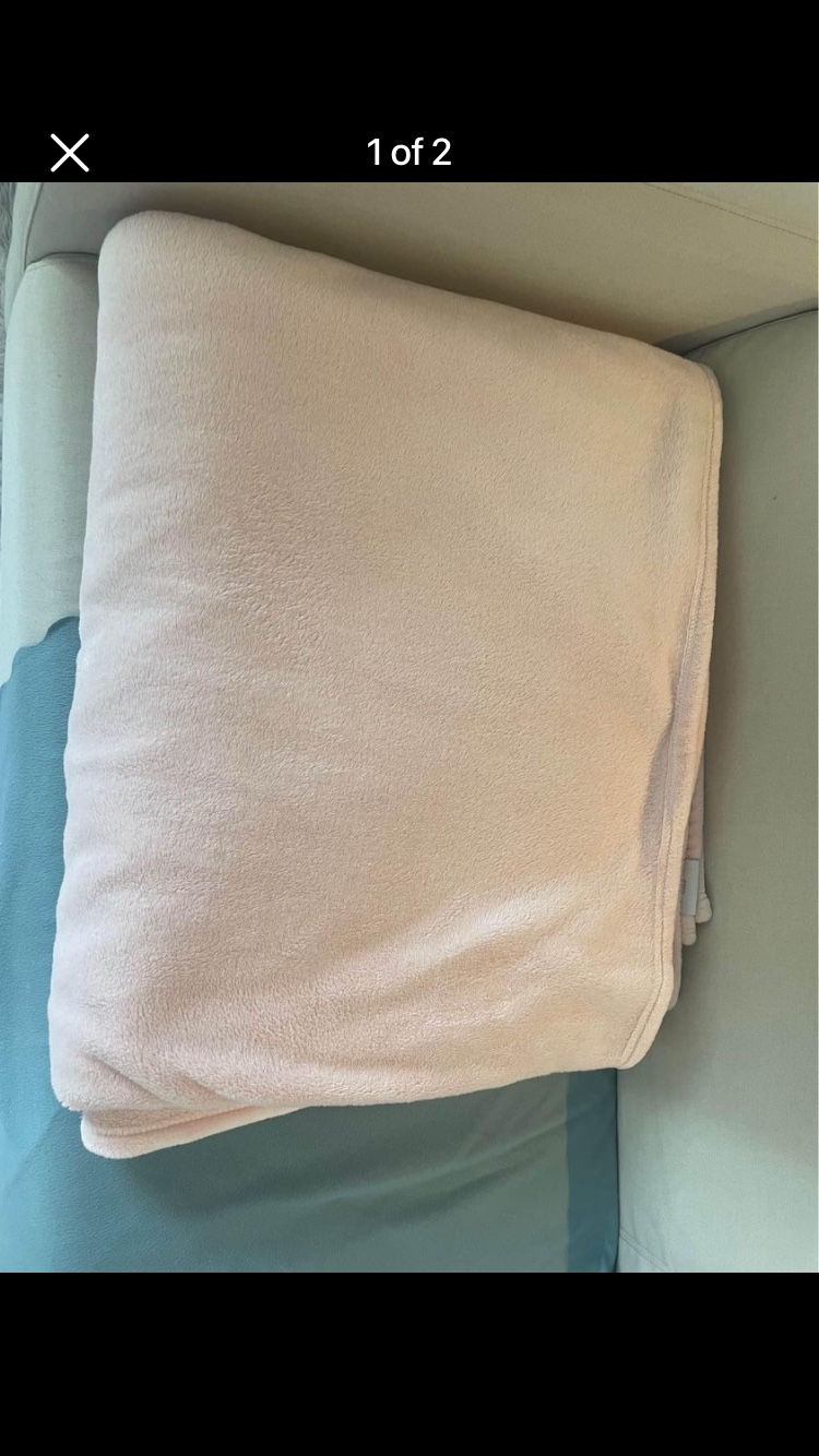 Queen size blanket