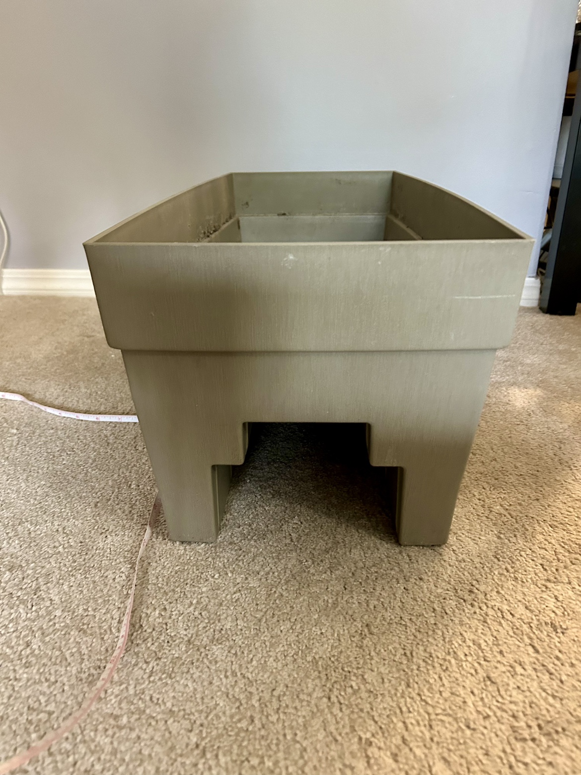 Pots and garden supports